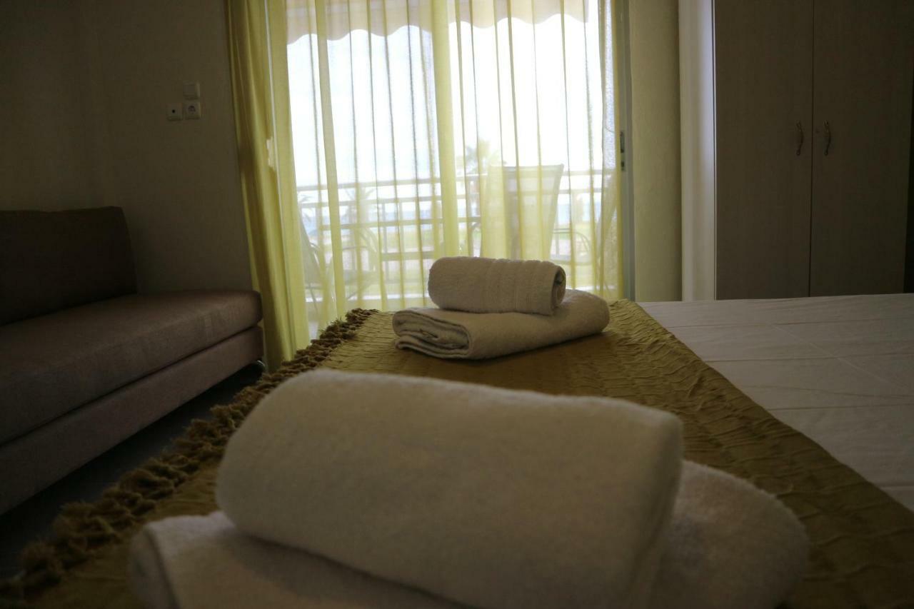 Chelona Apartments Nea Plagia Dış mekan fotoğraf