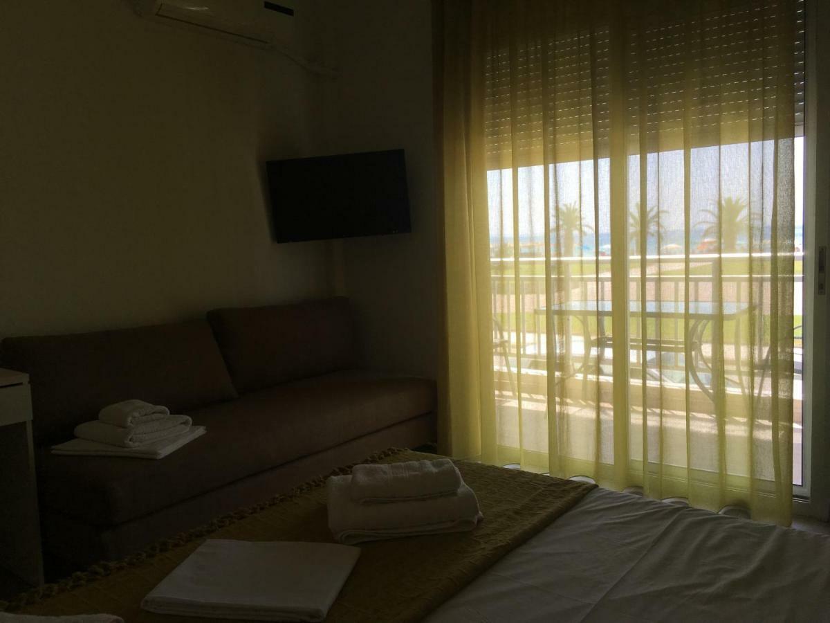 Chelona Apartments Nea Plagia Dış mekan fotoğraf