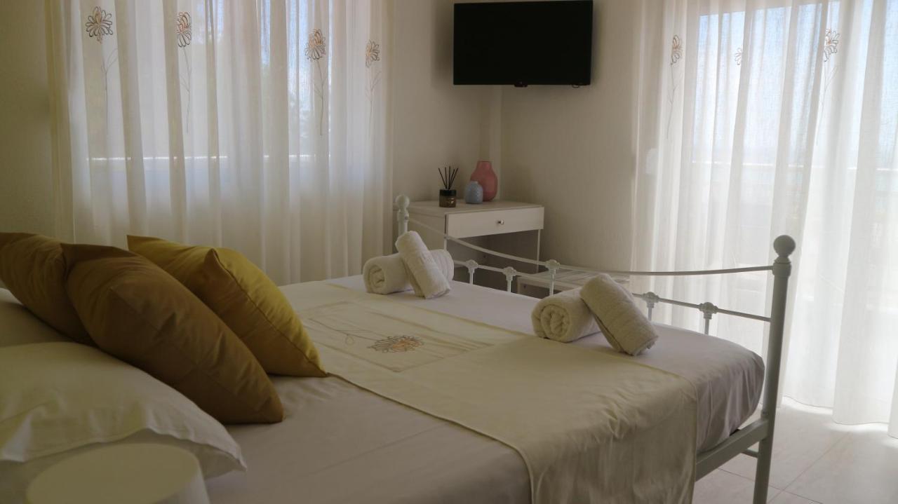Chelona Apartments Nea Plagia Dış mekan fotoğraf