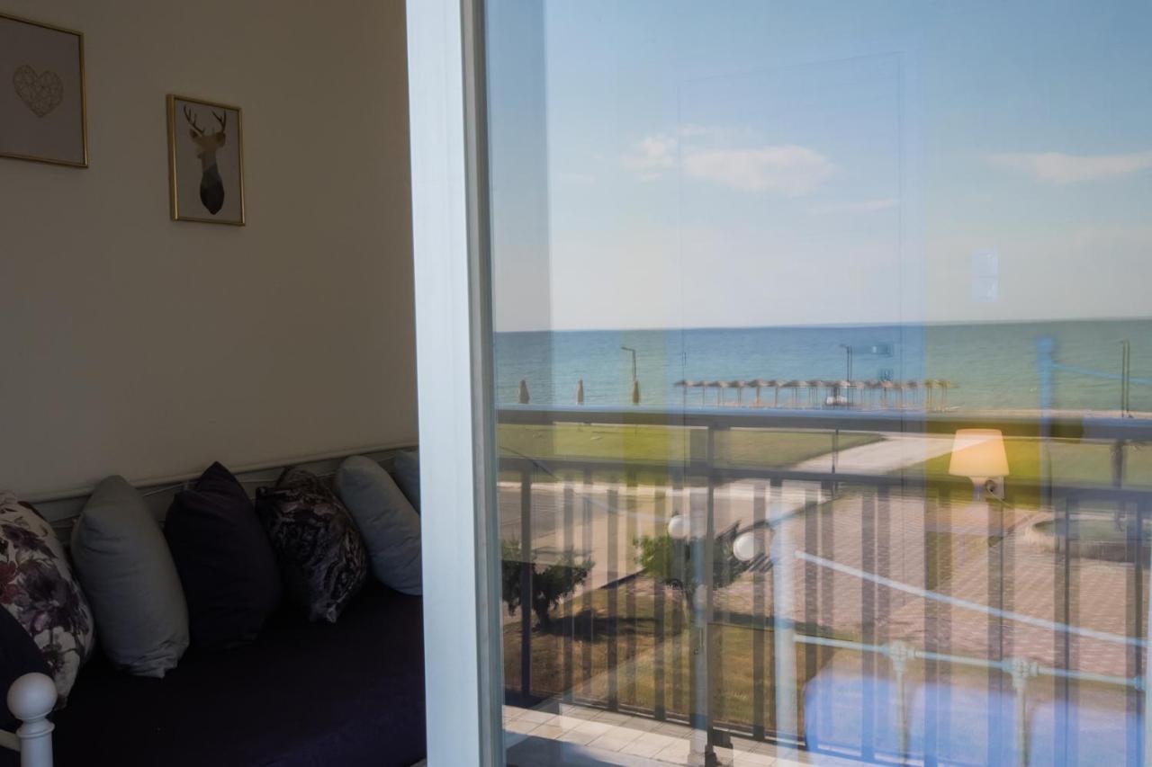 Chelona Apartments Nea Plagia Dış mekan fotoğraf