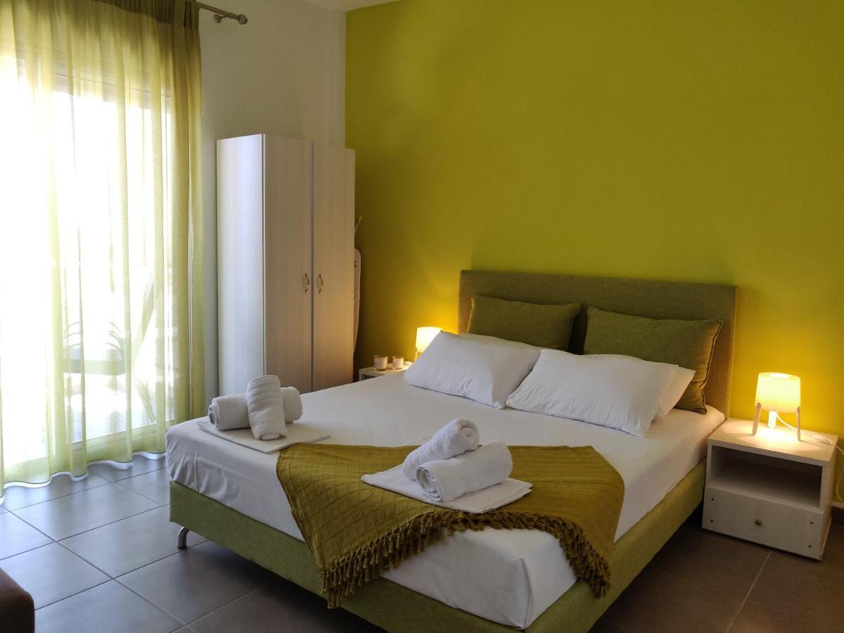 Chelona Apartments Nea Plagia Dış mekan fotoğraf
